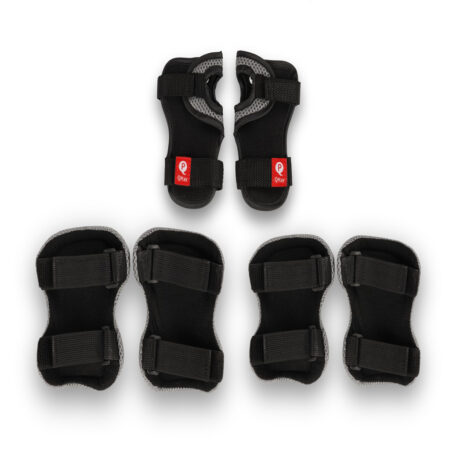 QPLAY Chrániče detské Black,